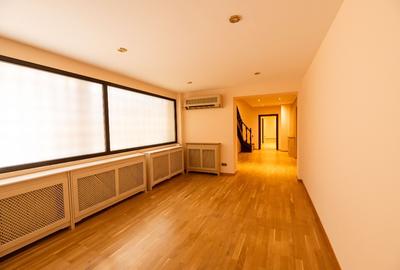 Casă individuală cu 5 camere cu Teren 719 Mp în Băneasa - 8