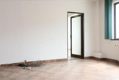 Apartament cu 2 camere nedecomandat în Tudor Vladimirescu - 9