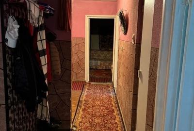 Apartament 3 camere,decomandat,centrala pe gaz,necesita imbunatatiri. Pret neg. - 3