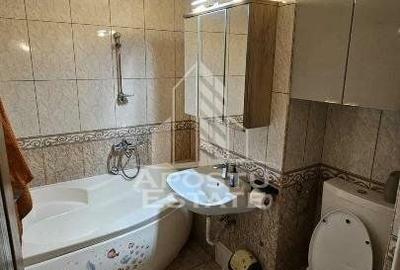 Apartament cu 3 camere, decomandat, 2 bai, 2 balcoane, Soarelui - 15
