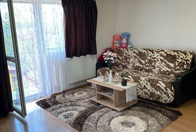Apartament cu 2 camere decomandat în Dobroești