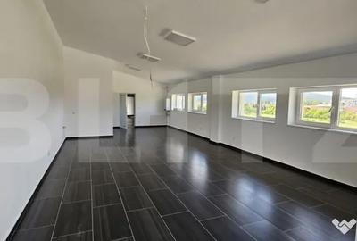 Spațiu comercial, de 2,351 mp, în Central - 18