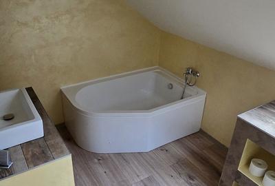 Casă cu 3 camere în Exterior Vest