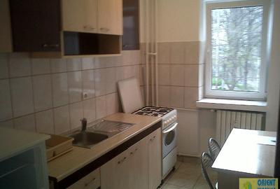 Piata Ovidiu, garsoniera, mobilata, gaze, Constanta - 6