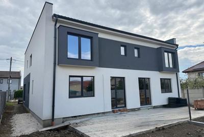 Casă cu 3 camere în Dumbrăvița - 4