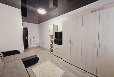 Garsoniera cu grup sanitar propriu, zona Port, renovata, mobilata, libera ! - 4