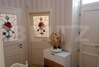 De vanzare apartament 3 camere, ultracentral , cu acoperis - 9