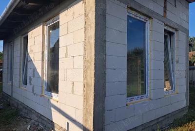 Casă cu 3 camere cu Teren 540 Mp în Central - 9