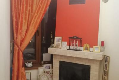 Casă cu 4 camere în Central - 1