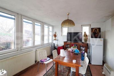 Casă cu 10 camere cu Canalizare în Domenii - 18