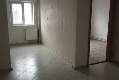 Proprietar -   apartament Casa de  Cultura sau schimb cu casa Sinaia  centru - 8