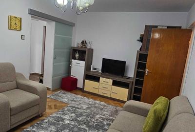 Apartament cu 2 camere semidecomandat în Alexandru Obregia - 5
