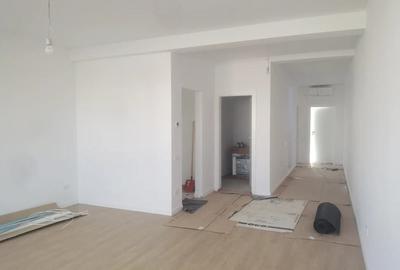 Casă cu 5 camere în Central - 1