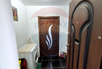 Garsonieră de vânzare, etaj 3, zona Letea - 3