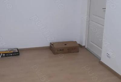 Vand apartament cu doua camere la parter - 9