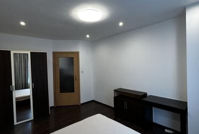 Apartament de inchiriat Uta 3 camere - 10