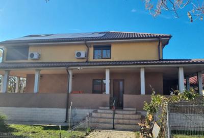 VILA ,CASA DE VANZARE - 2