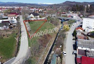 Teren de 1605 mp, în Ultracentral - 3