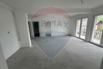 Apartament cu 3 camere decomandat în Cojocna - 3