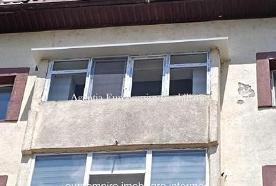 Apartament 2 camere semidecomandat zona CET - 3