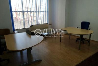 CENTRU - Birou mobilat, utilitati incluse, disponibil imediat! - 1