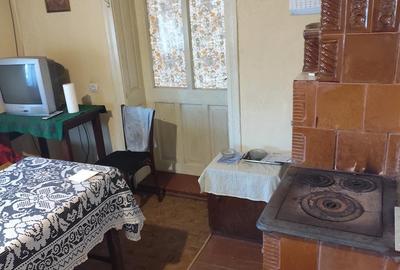 Casă cu Teren 963 Mp în Băi