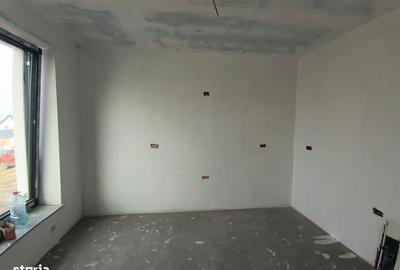 Casă cu 4 camere în Șcheia - 9