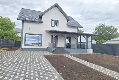 Casa noua P+M ,in Hemeius, aproape de Primarie, 413 mp  teren - 2