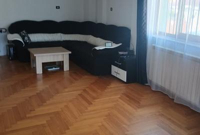 Duplex cu 8 camere în Tomis I