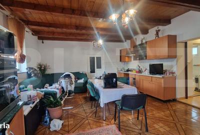 Casă cu 4 camere cu Teren 2464 Mp în Bartolomeu - 6