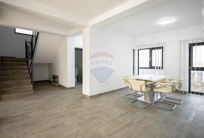 Casă individuală cu 4 camere cu Canalizare în Stupini - 5