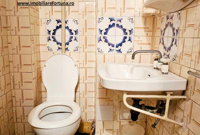 Apartament 4 camere decomandat,etaj 2,Ultracentral,zona Winmark-Petrodava - 13