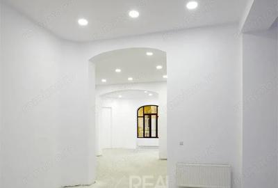 Spațiu comercial, în Romană - 7