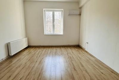 Apartament cu 3 camere semidecomandat în Romană - 5