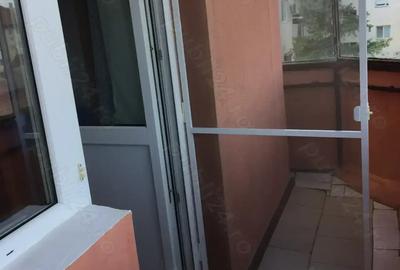 Apartament 2 camere, 78 mp , zona Pia?a Catedralei Arad Paro?eni Academia Teologica - 3