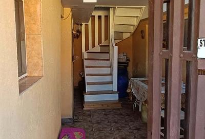 Casă cu 4 camere în Central - 3