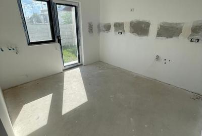 Casă cu 3 camere cu Teren 330 Mp în Central - 6