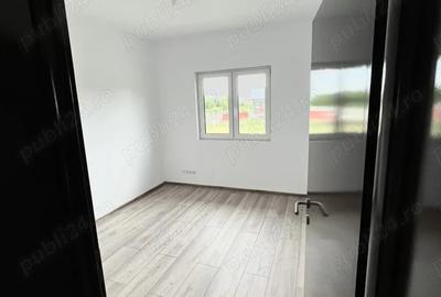 Casa tip duplex de vanzare 2 apartamente moderne, 70 mp utili fiecare - 125.000 apartament - 5