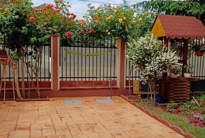 Casă individuală cu 5 camere cu Canalizare în Central - 6