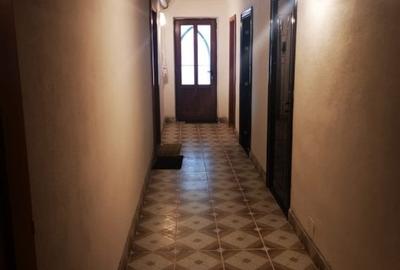 Vand un mic castel D+P+M , in zona Corunca, unde se poate locui gratis, - 2