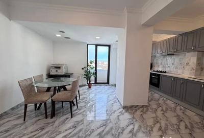 Apartament cu 5 camere decomandat în Km 4 - 2
