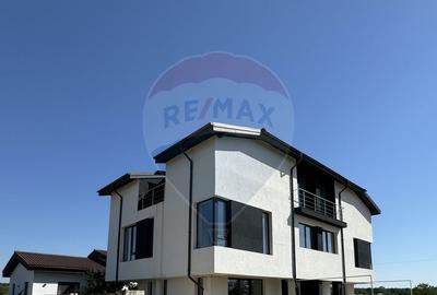 Casă cu 5 camere cu Teren 440 Mp în Periș - 1