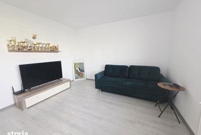 Apartament cu 3 camere decomandat în Tractorul - 1