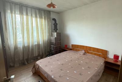 Apartament cu 2 camere nedecomandat în Central