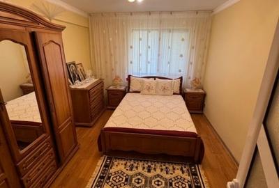 Apartament 4 camere - liber - 2 bai - Mall Family Market