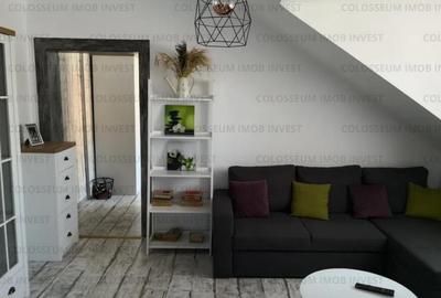 Apartament cu 2 camere semidecomandat în Centrul Civic