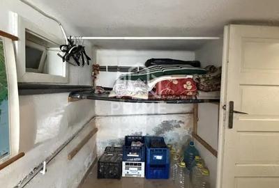 Casă cu 3 camere cu Canalizare în Central - 4