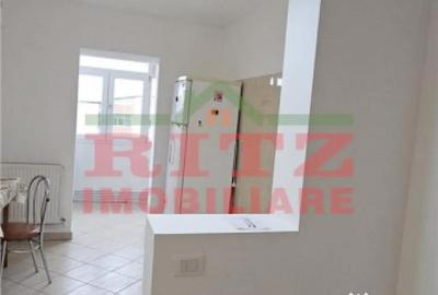 Apartament cu 2 camere decomandat în Central - 2