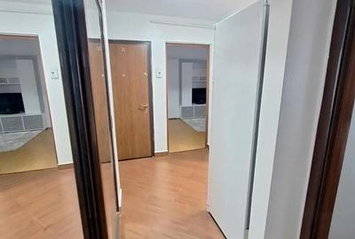 Apartament cu 2 camere decomandat în Siderurgiștilor