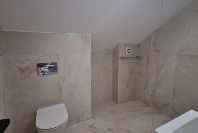 Vila tip duplex de închiriat - 5 camere - 20